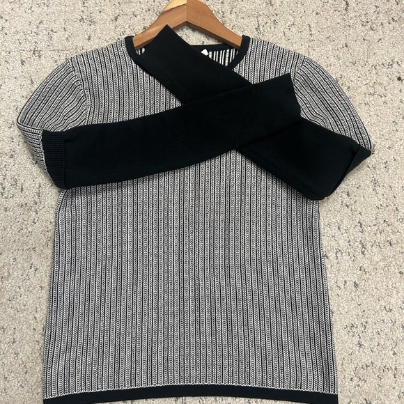 Derek Lam size M herringbone knit cotton sweater GUC Black and White - Picture 14 of 14